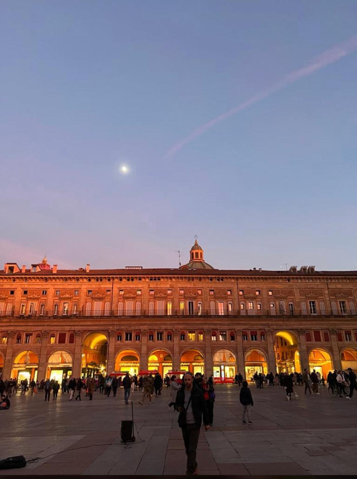 בולוניה Urbanicooh Guidozagni - Piazza Maggiore View מראה חיצוני תמונה